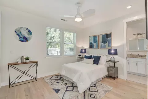 Bedroom - 3444 Garfield Ave, Carmichael, CA 95608 photo 4 of 10