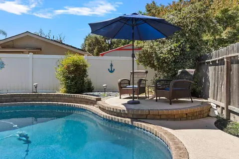 Exterior - 801 Eastridge Dr, Modesto, CA 95355 photo 6 of 11