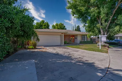 1948 Warren Ct, Merced, CA 95340 photo 2