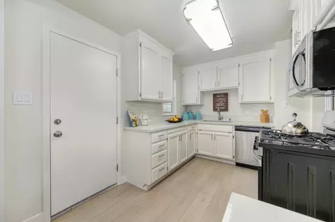 Kitchen - 3924 Horton Ln, Carmichael, CA 95608 photo 4 of 4