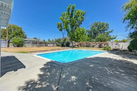 Exterior - 3924 Horton Ln, Carmichael, CA 95608 photo 11 of 14