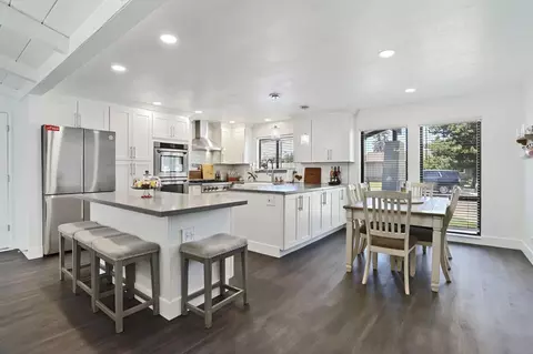 262 Benson, Lodi, CA 95242 photo 3