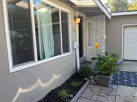 Exterior - 126 W 23rd St, Tracy, CA 95376 photo 1 of 5