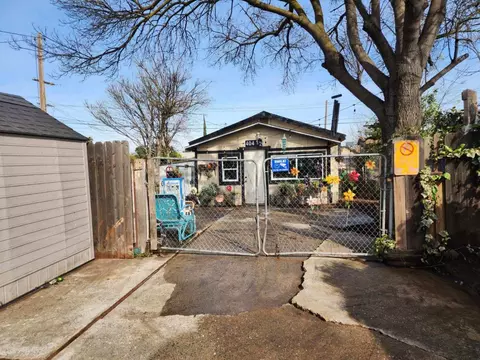 404 Thrasher Ave, Modesto, CA 95354 photo 12