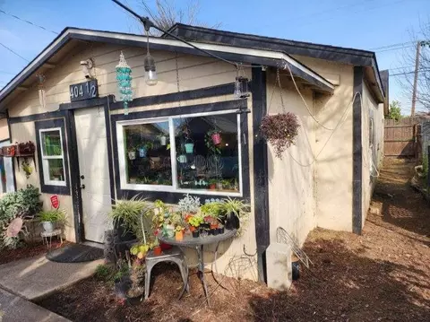 404 Thrasher Ave, Modesto, CA 95354 photo 8