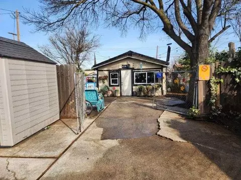 404 Thrasher Ave, Modesto, CA 95354 photo 10