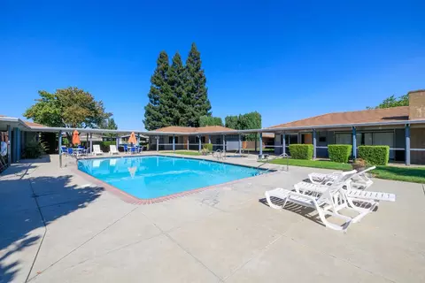 Exterior - 20 Schooner Ln, Modesto, CA 95356 photo 8 of 8