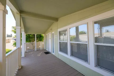 Exterior - 20 Schooner Ln, Modesto, CA 95356 photo 2 of 8