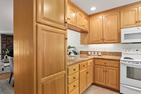Kitchen - 605 Isla Pl, Davis, CA 95616 photo 1 of 6