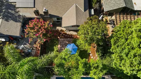 View/Area - 605 Isla Pl, Davis, CA 95616 photo 3 of 11