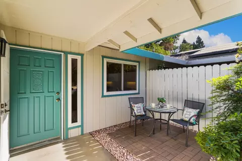 Exterior - 605 Isla Pl, Davis, CA 95616 photo 2 of 8