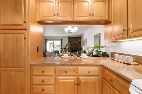 Kitchen - 605 Isla Pl, Davis, CA 95616 photo 5 of 6