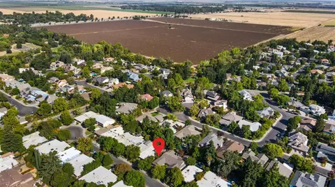 View/Area - 605 Isla Pl, Davis, CA 95616 photo 10 of 11