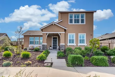 830 W Main St, Winters, CA 95694 photo 1