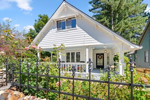 538 E Broad St, Nevada City, CA 95959