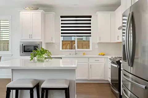 Kitchen - 650 Heathridge St, Manteca, CA 95336 photo 3 of 6