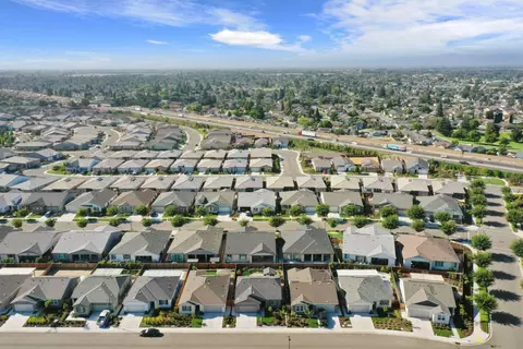 View/Area - 650 Heathridge St, Manteca, CA 95336 photo 16 of 26