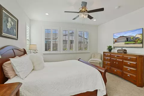 Bedroom - 650 Heathridge St, Manteca, CA 95336 photo 4 of 5