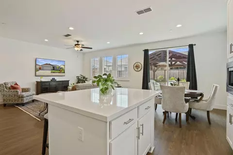 Kitchen - 650 Heathridge St, Manteca, CA 95336 photo 5 of 6