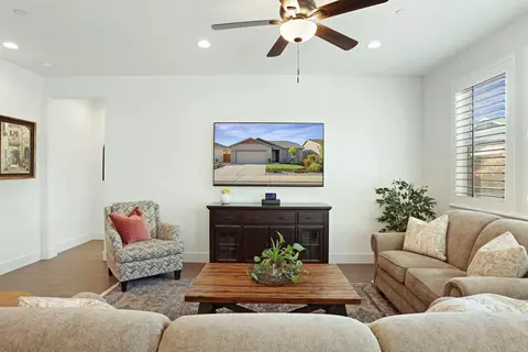 Living - 650 Heathridge St, Manteca, CA 95336 photo 2 of 2