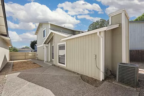 455 Allisha Ln, Tracy, CA 95376 photo 17