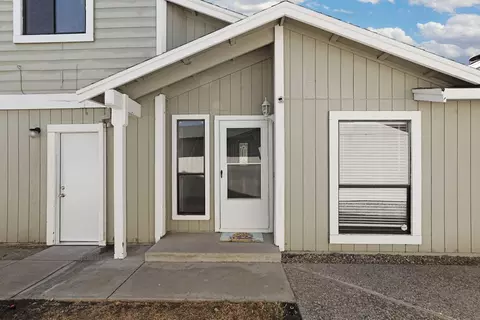 455 Allisha Ln, Tracy, CA 95376 photo 2
