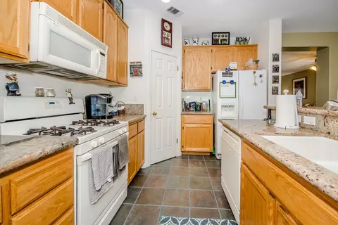 16693 Freeman St, Esparto, CA 95627 photo 4