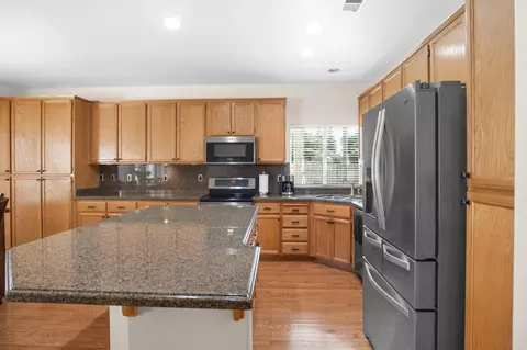 Kitchen - 1850 Madelynne, Turlock, CA 95382 photo 1 of 3