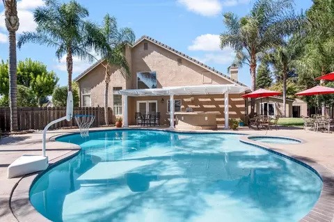Exterior - 1850 Madelynne, Turlock, CA 95382 photo 10 of 11
