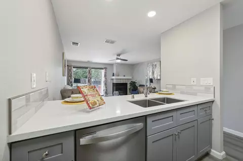 3019 Peppermill Cir, Pittsburg, CA 94565 photo 12