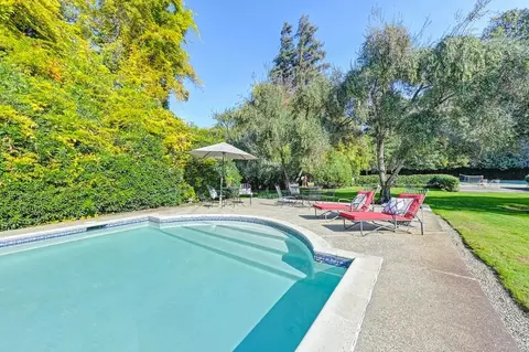 Exterior - 13870 River Rd, Walnut Grove, CA 95690 photo 17 of 23