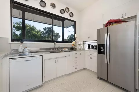 Kitchen - 13870 River Rd, Walnut Grove, CA 95690 photo 1 of 4