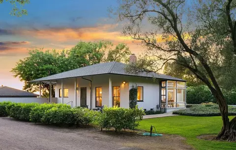 Exterior - 13870 River Rd, Walnut Grove, CA 95690 photo 2 of 23