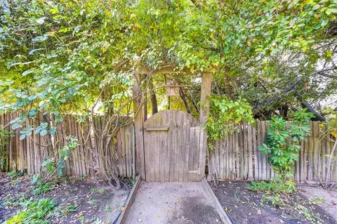 Exterior - 13870 River Rd, Walnut Grove, CA 95690 photo 22 of 23