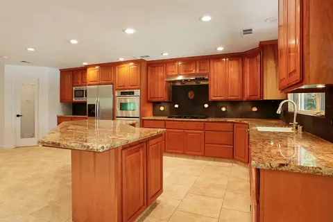 1709 Edgebrook Dr, Modesto, CA 95354 photo 13