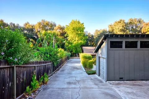 Exterior - 3424 Wycliffe Dr, Modesto, CA 95355 photo 25 of 30
