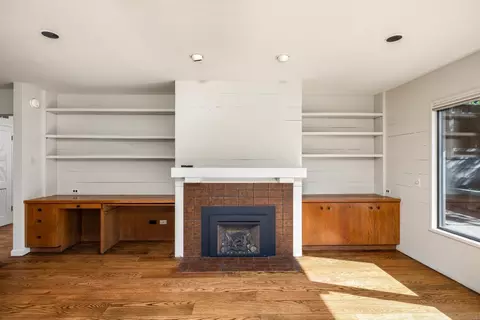 Living - 3424 Wycliffe Dr, Modesto, CA 95355 photo 7 of 10