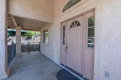 2124 3rd St, Hughson, CA 95326 photo 6