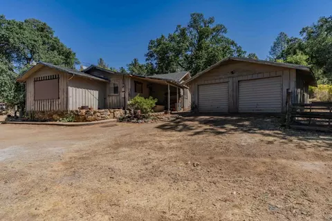 8979 Sheep Ranch Rd, Mountain Ranch, CA 95246 photo 1