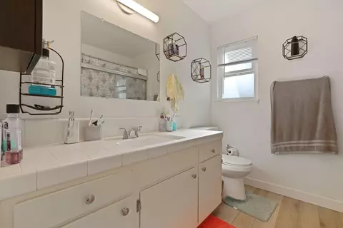 Bath - 1900 Floyd Ave, Modesto, CA 95355 photo 1 of 2