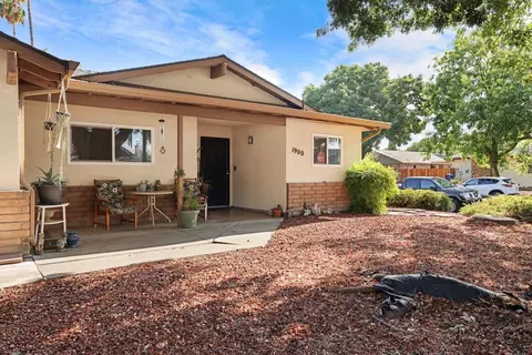 Exterior - 1900 Floyd Ave, Modesto, CA 95355 photo 8 of 11
