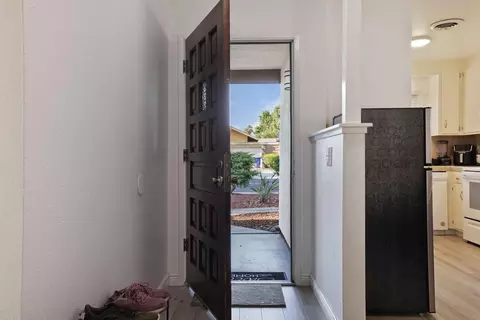 Entry Way - 1900 Floyd Ave, Modesto, CA 95355 photo 1 of 12