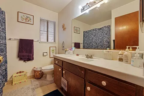 Bath - 1900 Floyd Ave, Modesto, CA 95355 photo 2 of 2
