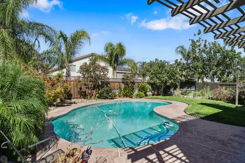 Exterior - 2161 David Ernest Ct, Tracy, CA 95377 photo 5 of 10