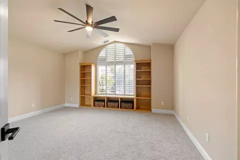 Bedroom - 103 Wolf Point Ct, Folsom, CA 95630 photo 5 of 9