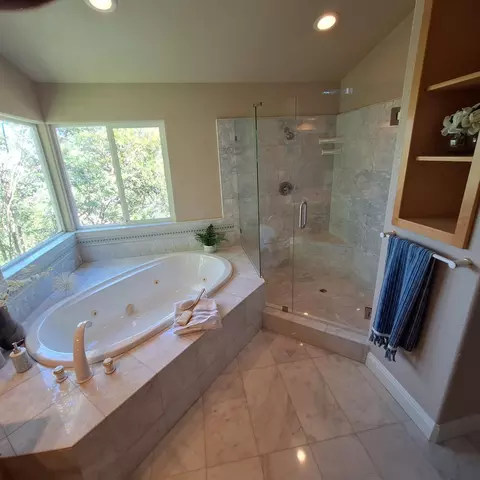 Bath - 103 Wolf Point Ct, Folsom, CA 95630 photo 7 of 7