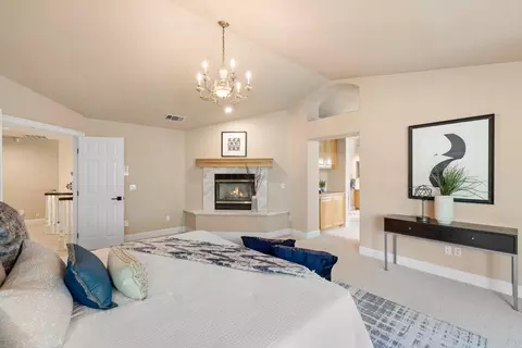 Bedroom - 103 Wolf Point Ct, Folsom, CA 95630 photo 2 of 9