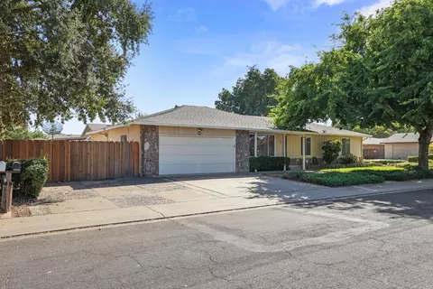 3300 Kathy Ave, Modesto, CA 95355 photo 3