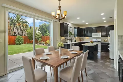 Dining - 423 Perlegos Way, Lodi, CA 95240 photo 1 of 3