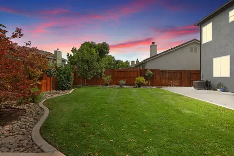 Exterior - 423 Perlegos Way, Lodi, CA 95240 photo 3 of 3